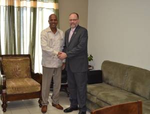 Belize_PM Barrow  CARICOM SG LaRoque