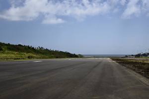 Dominica_airport_runway