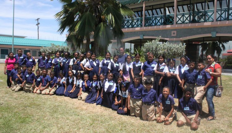 Arapaima students tour CCS 1