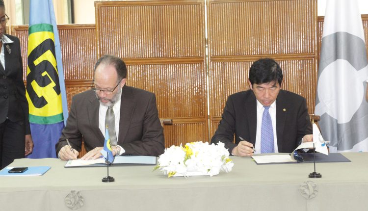 SG signs MOU with WCO SG March 2018