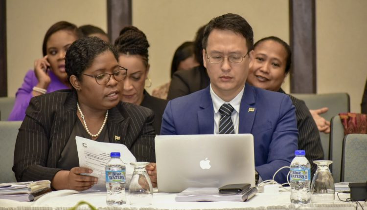 arrival-and-exchange-of-salutations-of-heads-of-government-and-delegation-members-at-the-special-meeting-of-the-caricom-on-the-csme-in-trinidad-dec-3-2018_45248183155_o